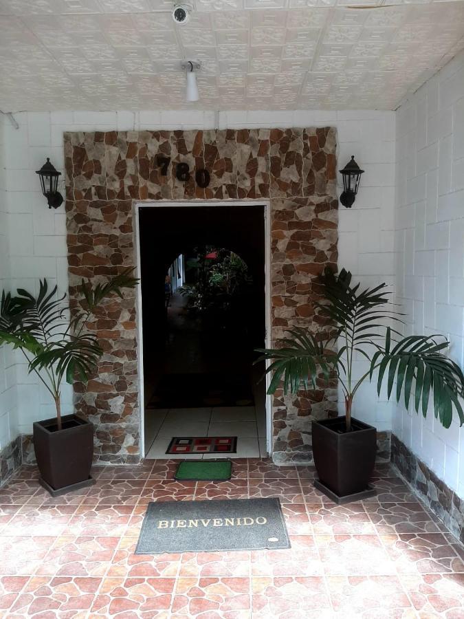 Backpacker Kitara House Hotel Tarapoto Ngoại thất bức ảnh